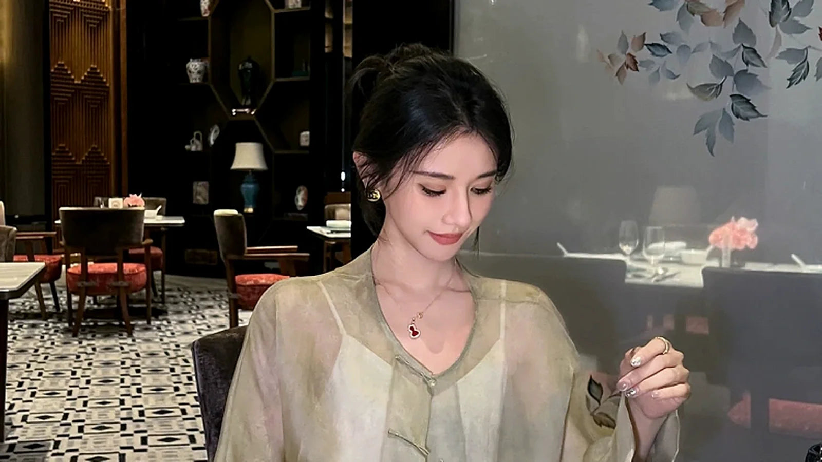 What to Wear to Afternoon Tea: Elegant Outfit Ideas That Feel Like You