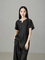 Black Xiangyunsha mulberry silk short sleeve top for women with minimalist Chinese-inspired design and elegant relaxed fit.