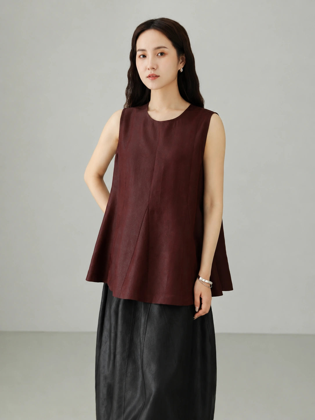 Burgundy red Xiangyunsha mulberry silk sleeveless blouse featuring minimalist cut and quiet luxury style