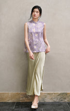 Front view of lavender sleeveless New Chinese vest with Mandarin collar