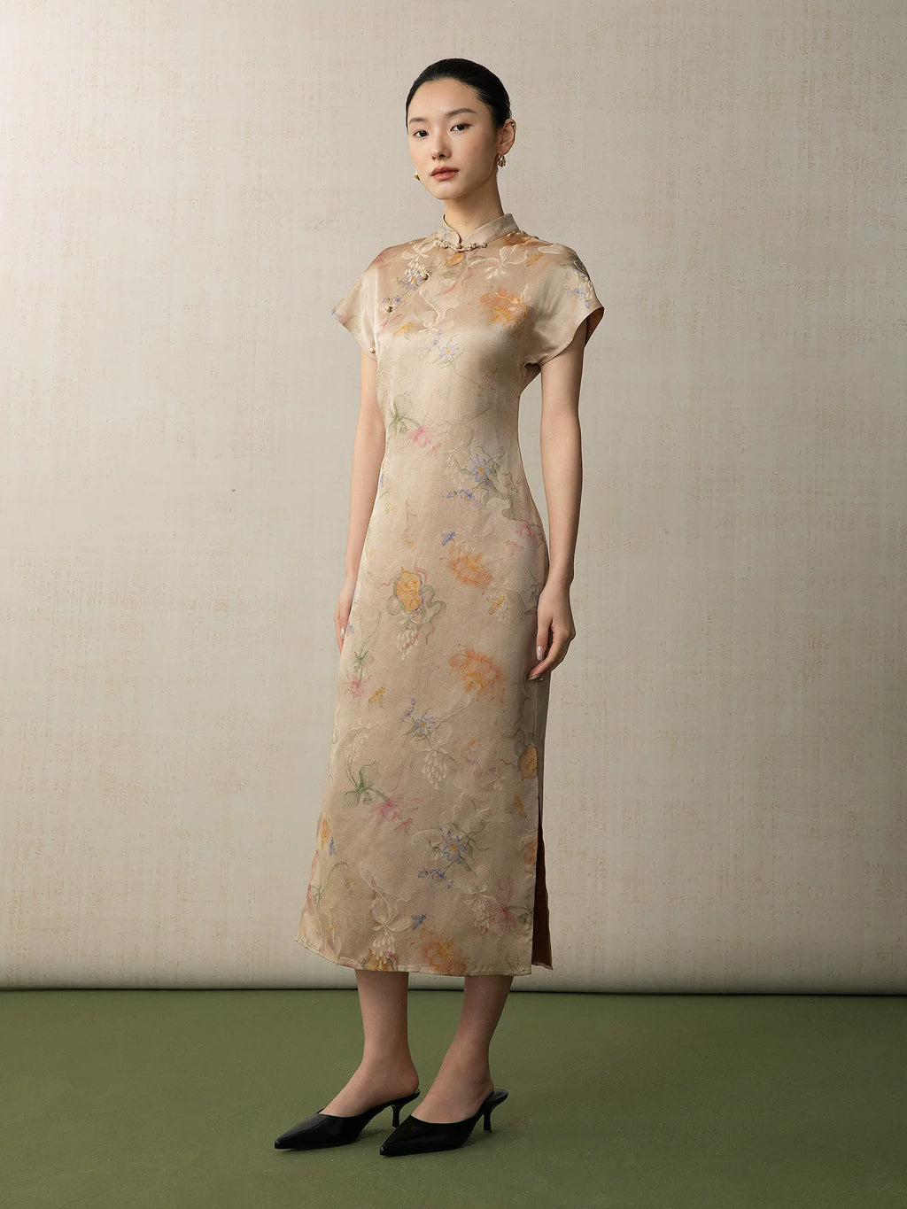 Full-length mulberry silk floral cheongsam dress