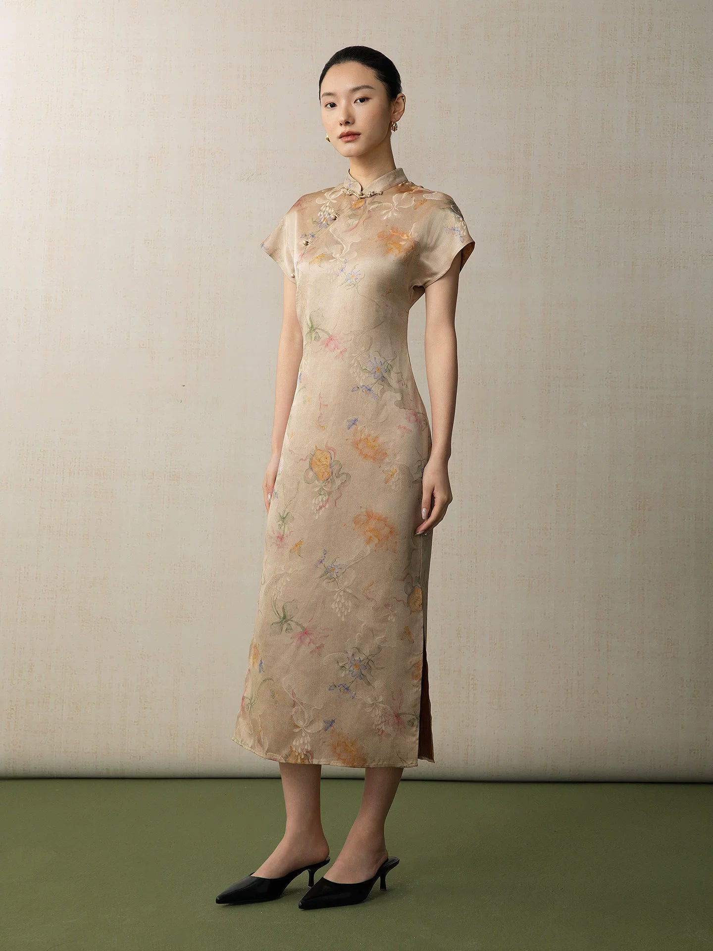 Full-length mulberry silk floral cheongsam dress