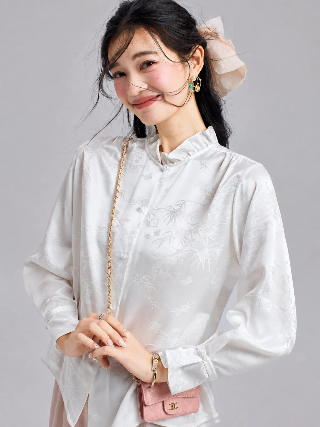 gambiered-silk-panda-bamboo-jacquard-detail