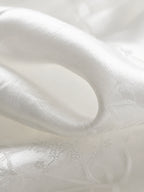gambiered-silk-pearl-white-jacquard-fabric-detail
