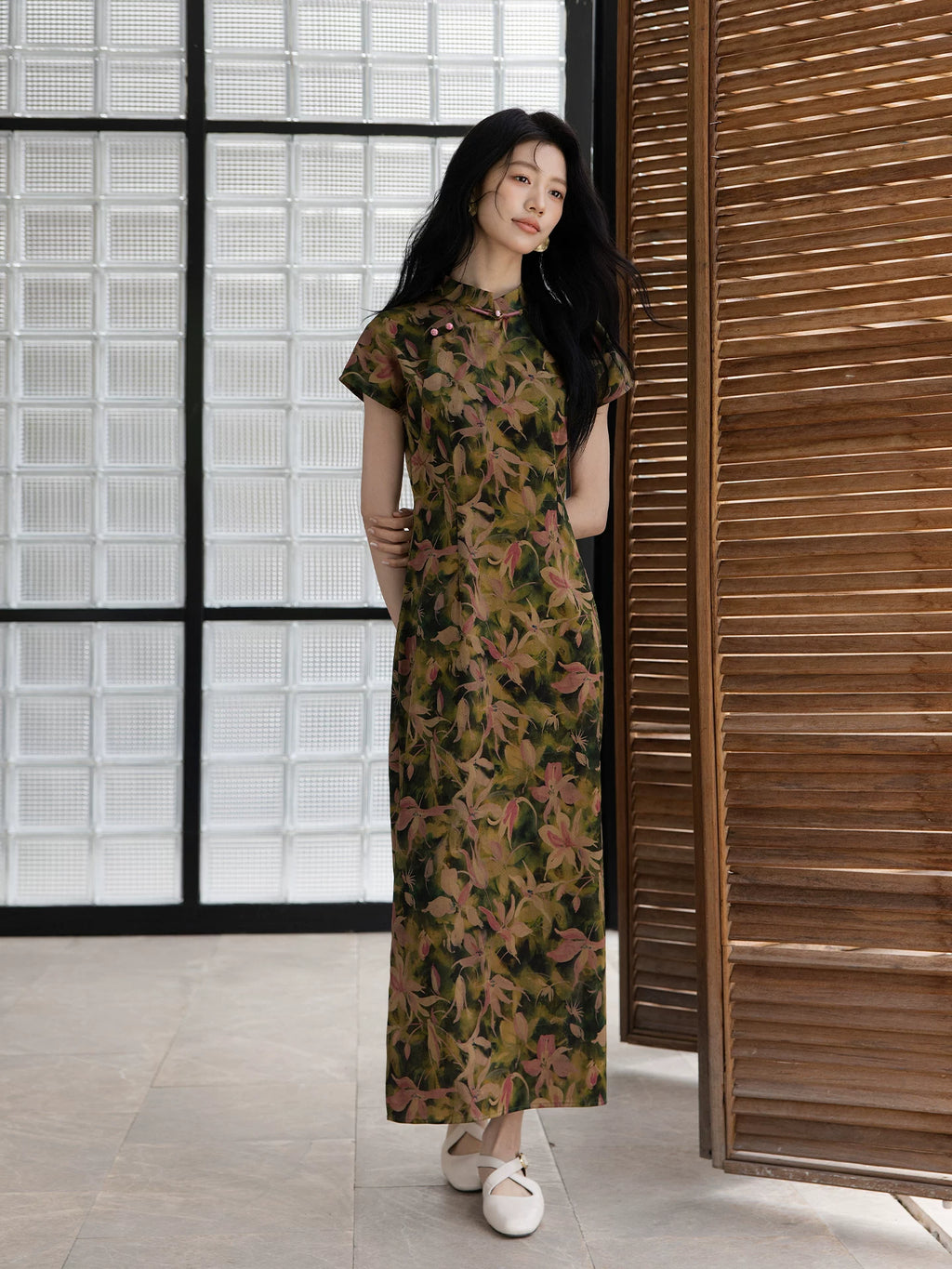 Full-length botanical print mulberry silk qipao dress with elegant straight silhouette.
