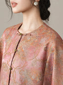 Close-up of the round neckline, knotted top closure and jacquard pattern